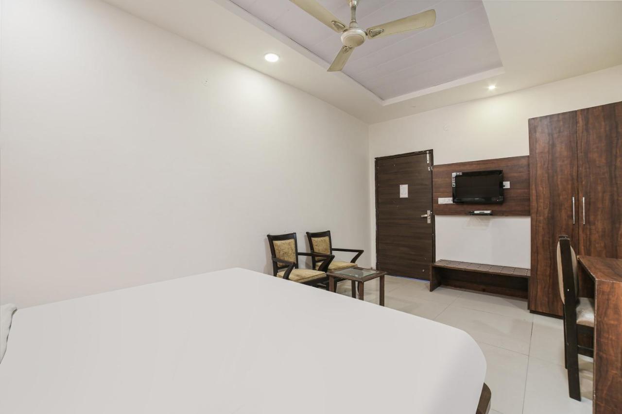 Hotel Townhouse Hollywood Heights Amritsar Zewnętrze zdjęcie