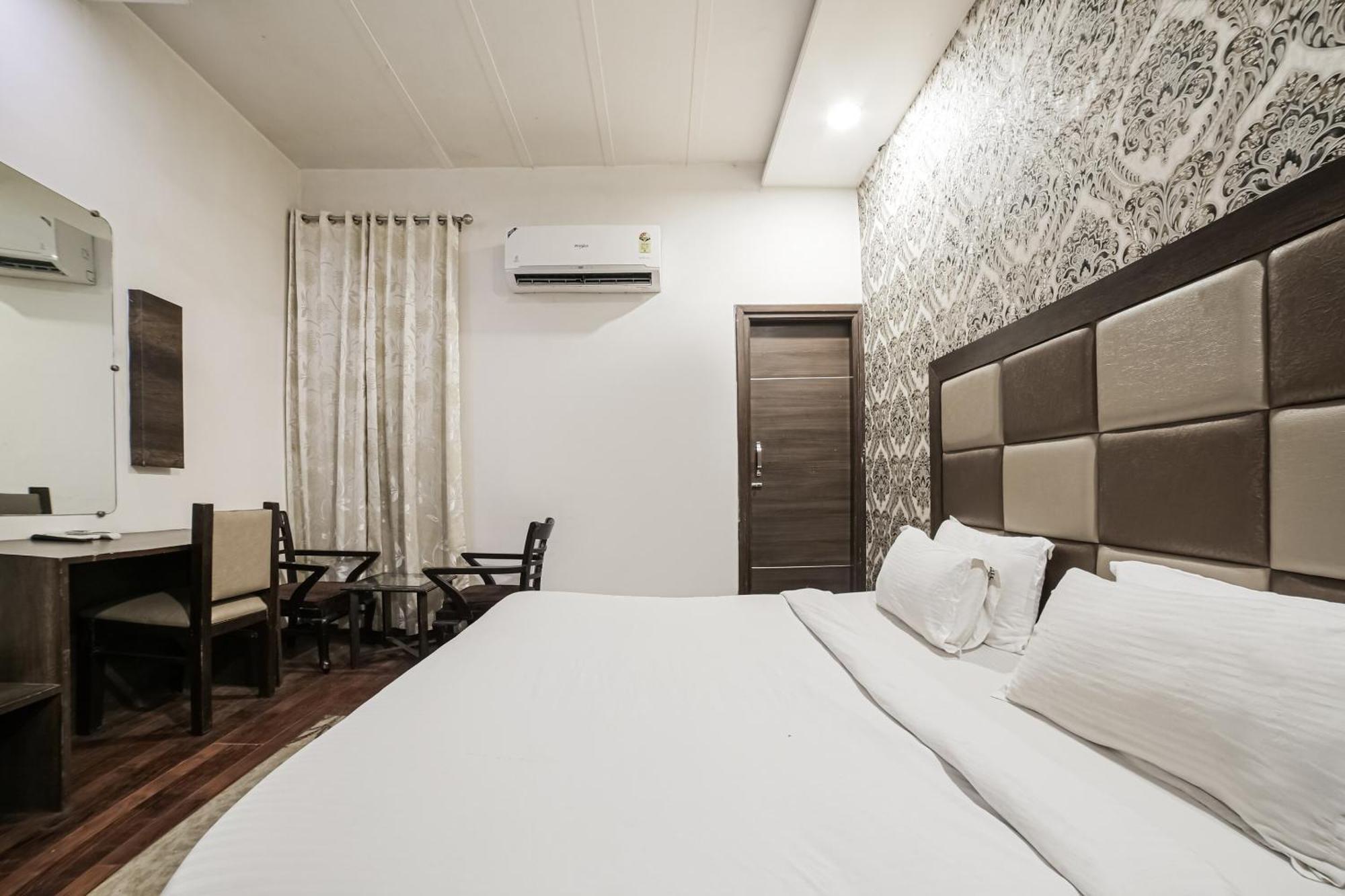 Hotel Townhouse Hollywood Heights Amritsar Zewnętrze zdjęcie