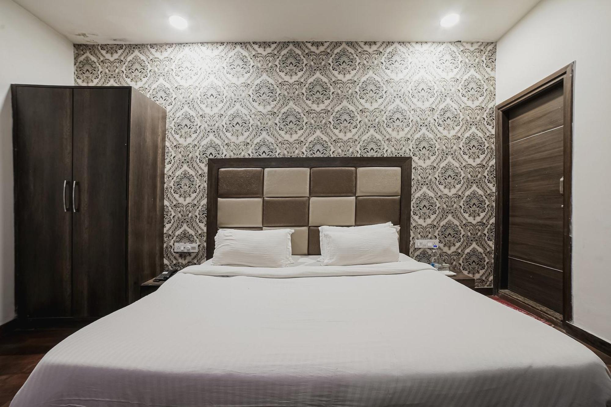 Hotel Townhouse Hollywood Heights Amritsar Zewnętrze zdjęcie